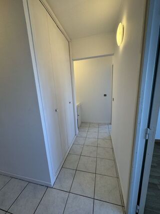  Appartement � louer 5 pi�ces 89 m�