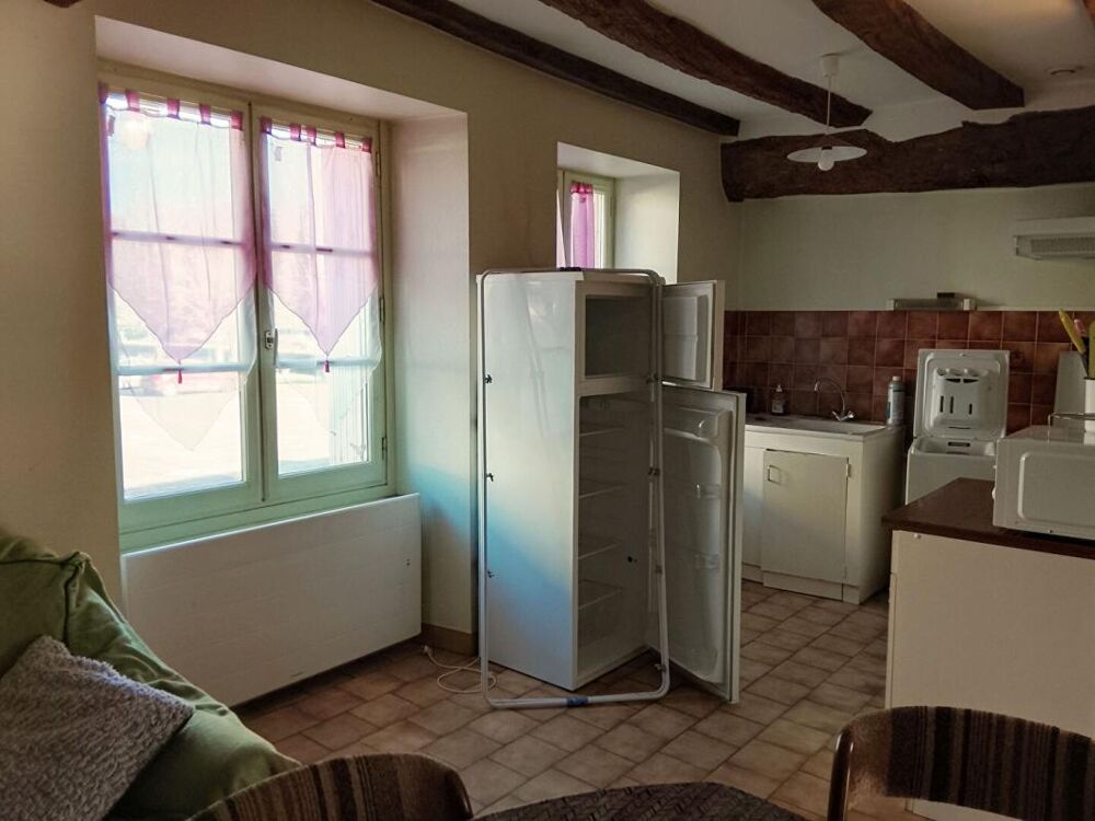 Maison Le Petit Pressigny 8 pièce(s) 200 m2