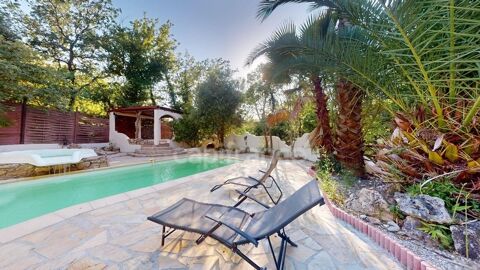   NEOULES (83) propriété de 160 m² avec piscine deux logements indépendants et terrain de 1840 m² Maison - 7 pièce(s) - 160 m²