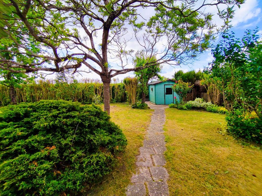 Maison Yzeures Sur Creuse 6 pièces garage et jardin clos