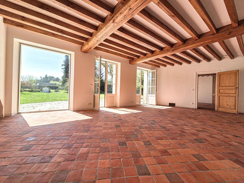 Vente Maison Houdan et N12 proche / Maison rénovée 210 m2 / 5 chambres + dépendances Houdan