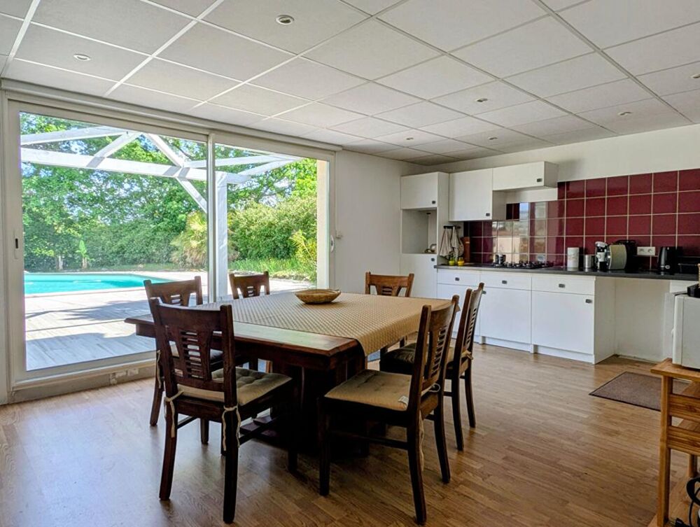 Vente Maison Maison Le Plan 8 pièce(s) 210 m2 Le plan