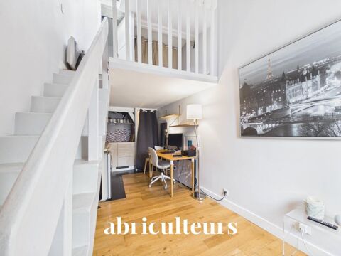   Duplex sous les toits, 3 m sous plafond, Paris 1er (Sentier / Palais-Royal) Appartement - 2 pièce(s) - 25 m²
