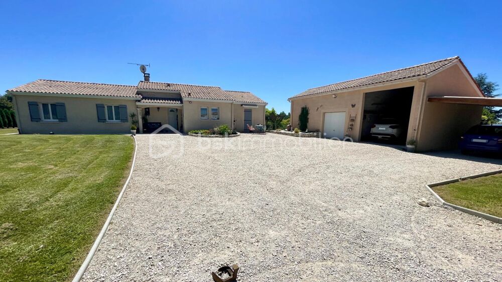 Maison contemporaine économe et soigneusement entretenue