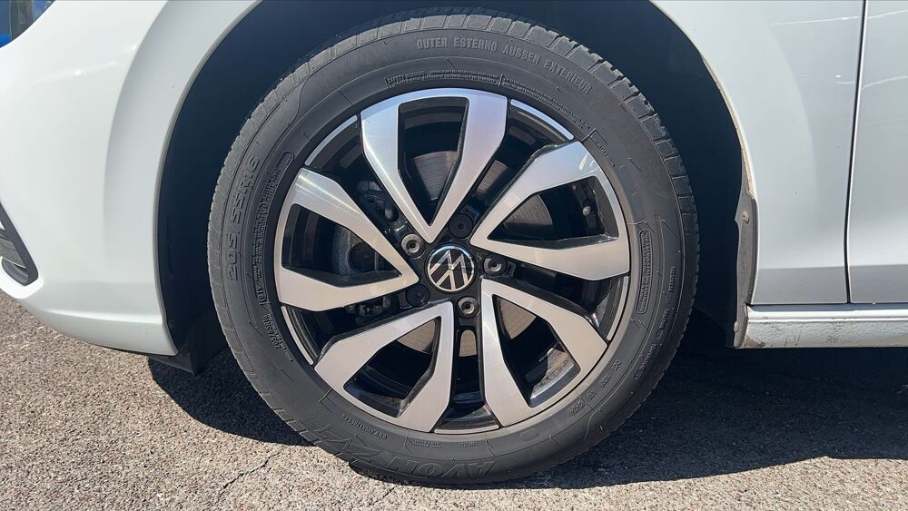 Golf VIII 1.5 eTSI 130 DSG7 Active Business 2022 occasion 69120 Vaulx En Velin