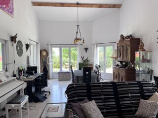  Maison � vendre 6 pi�ces 270 m�