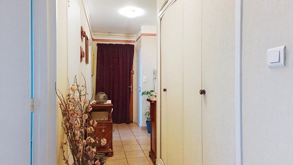 Toulouse Soupetard  Grand T3 lumineux avec balcons, cave et parking