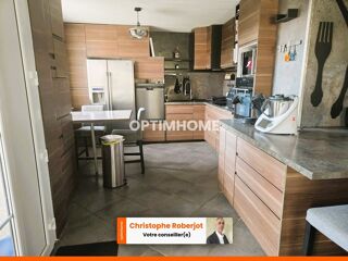  Maison � vendre 10 pi�ces 243 m�