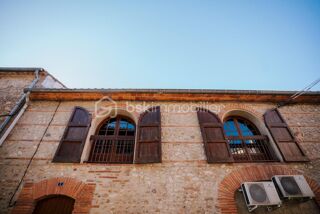  Immeuble  vendre 6 pices 270 m