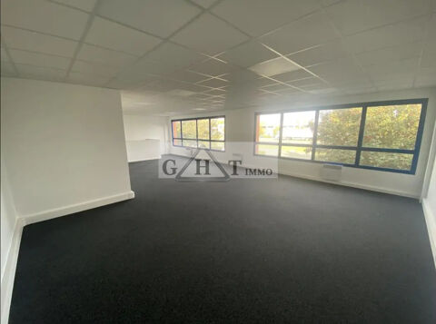 ENTREPOT 355M² A MOISSY CRAMAYEL A LA LOCATION 3466 77550 Moissy cramayel