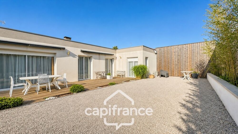 DAX CENTRE-VILLE  MAISON CONTEMPORAINE DE PLAIN-PIED  DPE A - PMR
