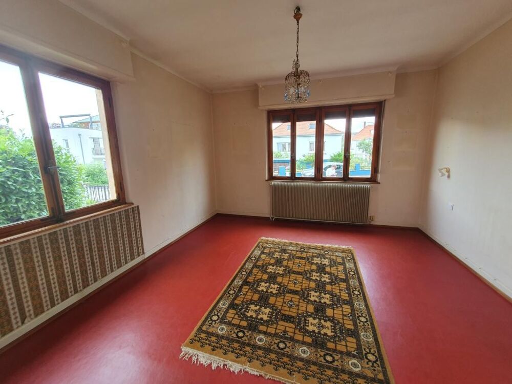 Vente Maison REICHSTETT – Une maison familiale pleine de charme et de possibilités, à seulement 10 minutes de Strasbourg Reichstett
