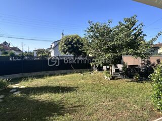  Maison  vendre 9 pices 199 m