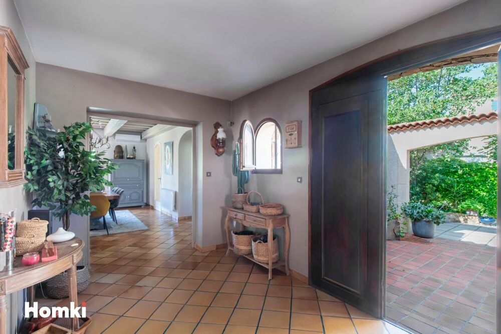 Vente Maison MARIGNANE – Maison familiale authentique 8 pièces 200m² avec piscine Marignane