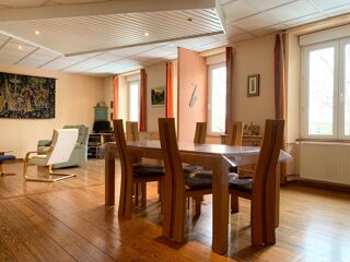  Appartement  vendre 6 pices 142 m