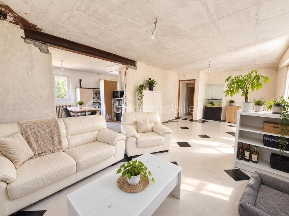 ? Maison familiale avec beaux volumes
