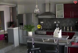  Maison à vendre 15 + pièces 137 m²
