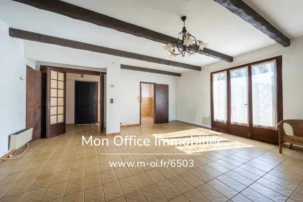 Référence : 6503-JDO. - Éguilles  Propriété à réinventer sur 2 500 m² de terrain avec piscine !
