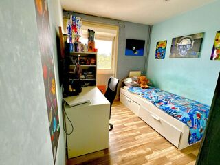  Appartement  vendre 4 pices 80 m