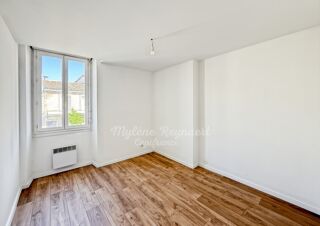  Immeuble  vendre 14 pices 318 m