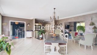  Maison à vendre 6 pièces 212 m²