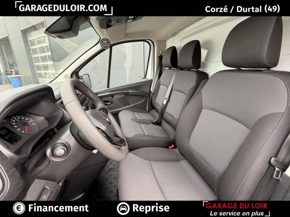 Trafic III FG CF L1H1 2T8 Blue dCi 150 EDC 2023 occasion 49140 Corz&eacute;