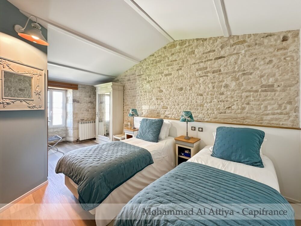 � vendre  Propri�t�/ch�teau La Rochelle (17000)