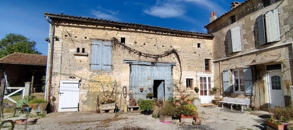 Vente Maison RUFFEC / COURCOME MAISON 168m², GRANGE ET DEPENDANCES Courcome