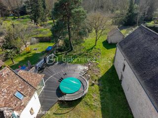  Propri�t�/ch�teau � vendre 10 pi�ces 280 m�