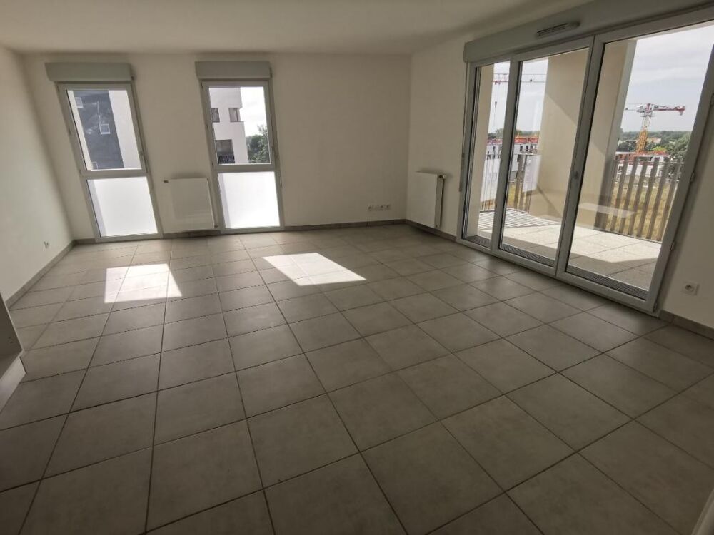 Location Appartement T3 avec balcon et parking à TOULOUSE Toulouse