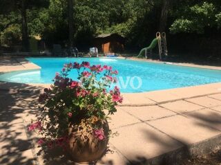 Vente Maison Vente Maison 8 pièces de 216m² - 13300 Salon-de-Provence Salon de provence
