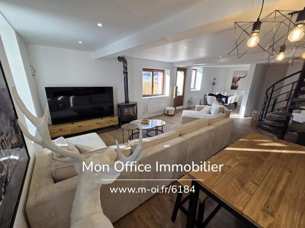 Vente Appartement Référence : 6184-SCN - Vente appartement de 150 m2 rénové à Vars Saint-Marcellin Vars