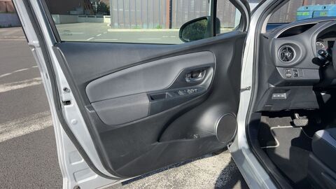 Yaris 1.5 VVTi 111 CVT Design Y20 2019 occasion 95140 Garges Les Gonesse