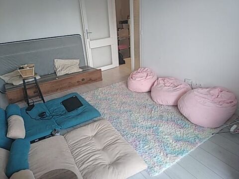   Grand T1 � partager salon/chambre communs Appartement - 2 pi�ce(s) - 40 m�