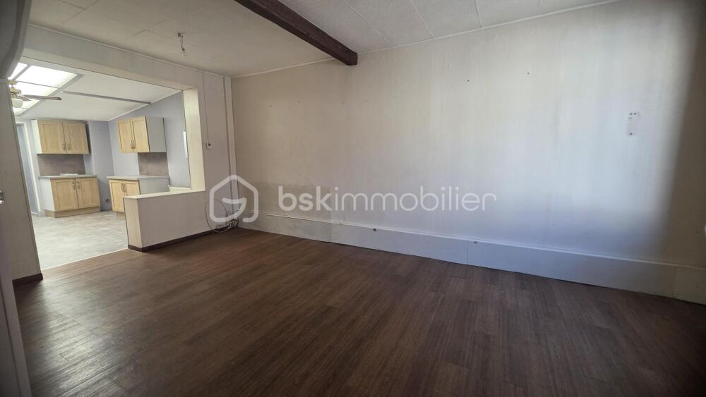 Amienoise avec grand jardin + garage 33m² et dépendances