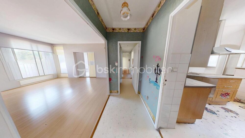 APPARTEMENT T5 LUMINEUX DE 85 m² AVEC BALCON ET CAVE