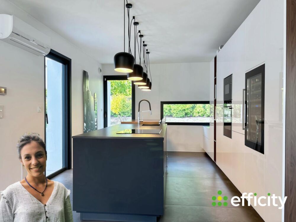 à vendre  Villa Saint-Just-Saint-Rambert (42170)