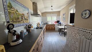  Maison  vendre 10 pices 300 m