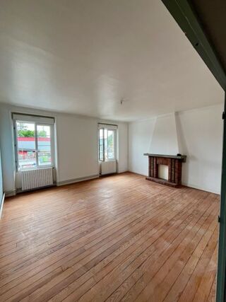  Appartement à louer 4 pièces 112 m²