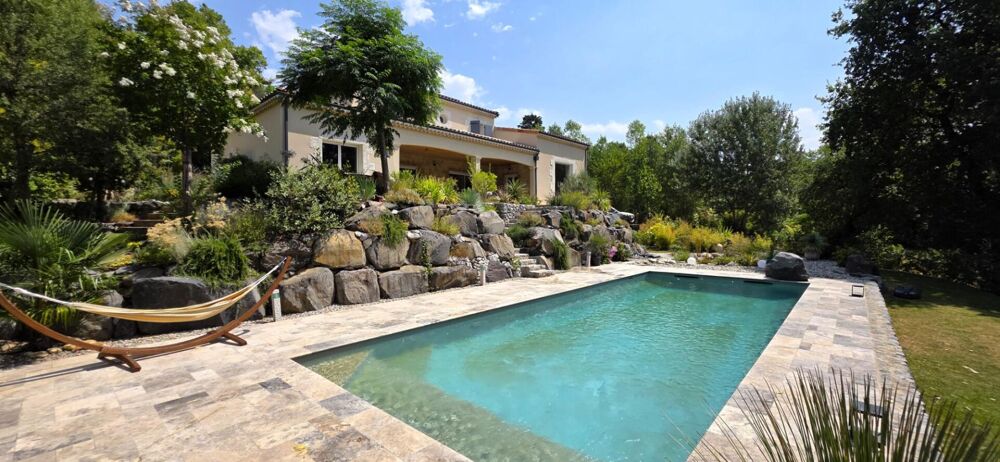 Villa à Montélimar - Piscine, sous-sol intégral, jardin paysagé