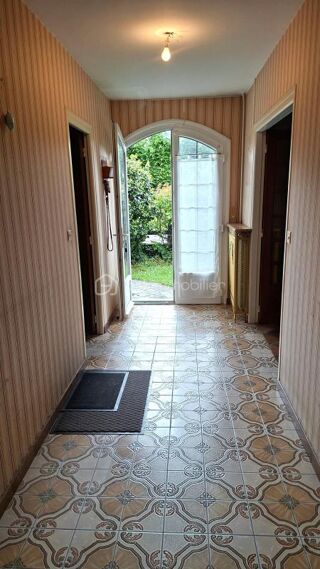 Propriété/château à vendre 7 pièces 153 m²