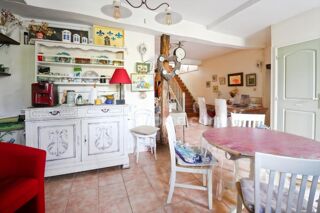  Maison à vendre 9 pièces 353 m²