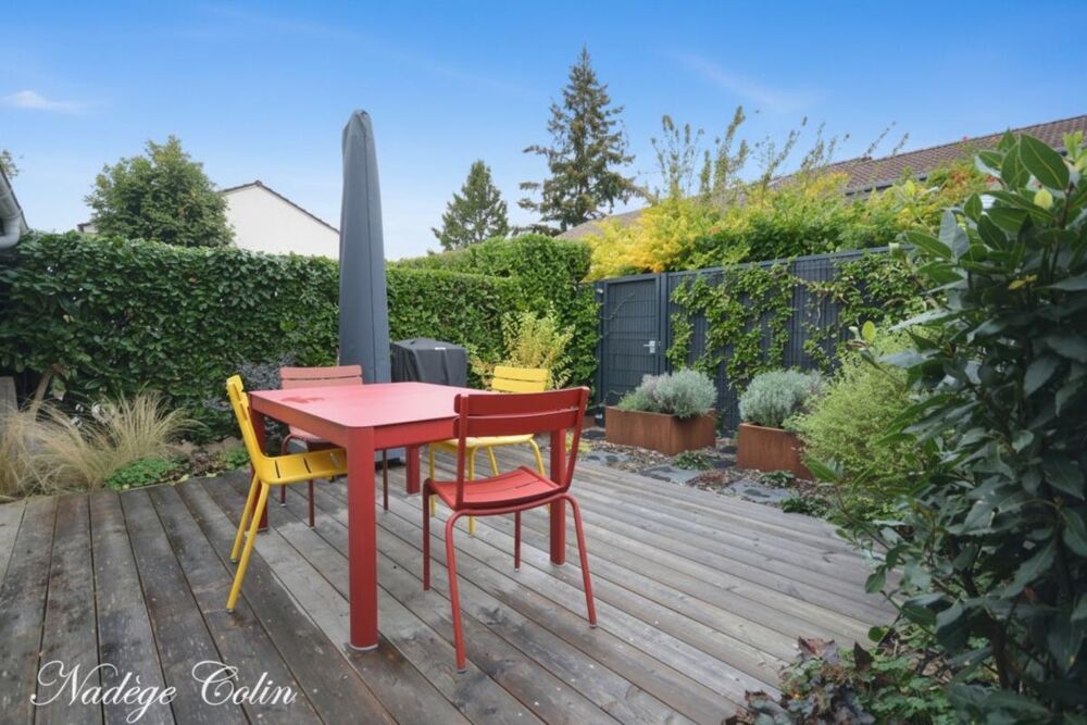 Vente Maison Maison 5 pièces Guyancourt (Routoir/Villaroy) – 4 ch, véranda, jardin & garage Guyancourt