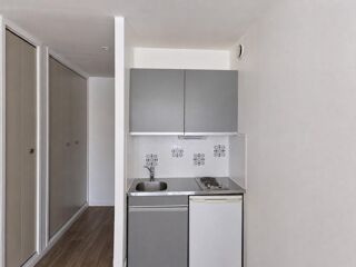 Appartement à louer 1 pièce 28 m²