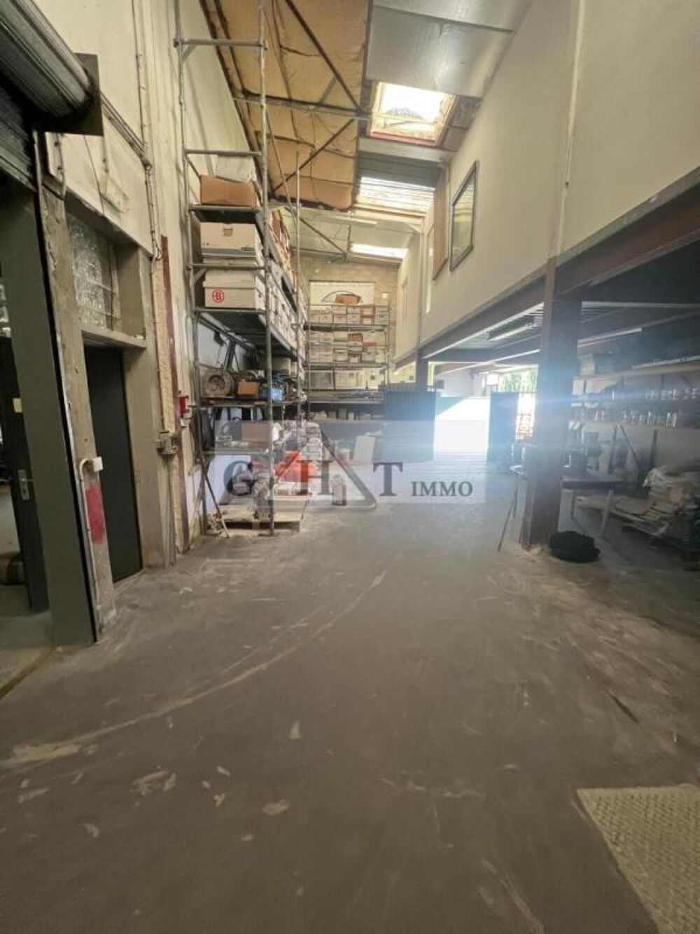   A vendre Local d'activité 740m2 Valenton