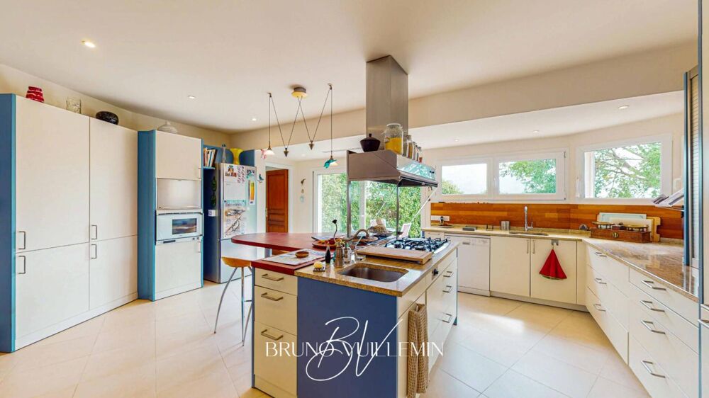 Vente Villa PROPRIETE MODERNE10 PIECES EN POSITION DOMINANTE SUR 1 ha Lezignan corbieres