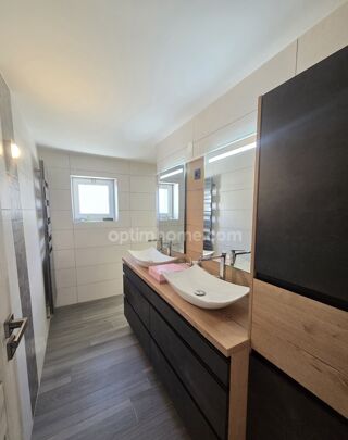  Maison à vendre 7 pièces 215 m²