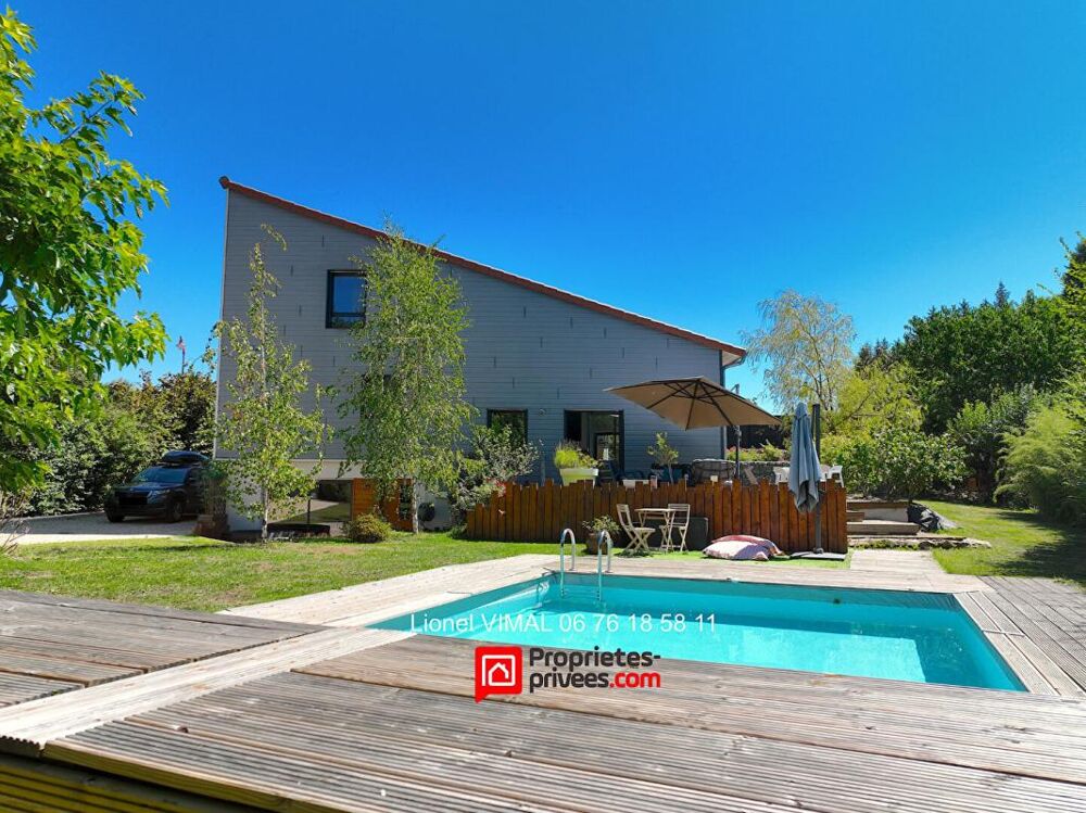 Ensemble Maison 220 m2 avec piscine + local commercial de 98 m2 ( avec bail commercial )