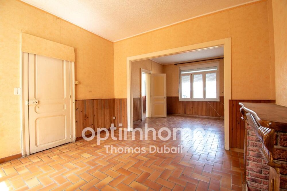 Maison individuelle à rénover avec jardin