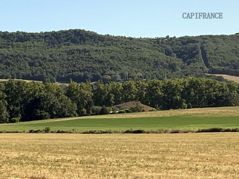   Domaine dans le Luberon - 2,6 ha - 1100 m2  -  vocation de tourisme de luxe et vnementiel 